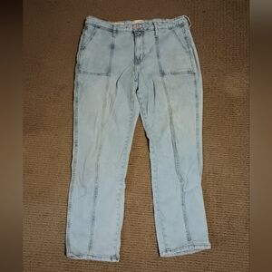 High Rise Straight Leg Seam Front Pocket Light Wash Jeans